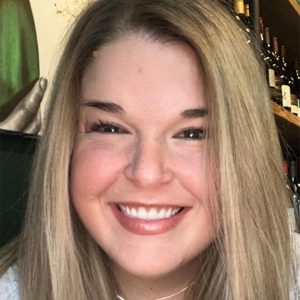 Meet your Posher, Becky